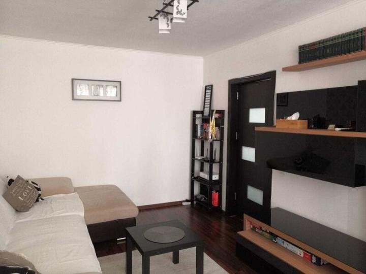 Obor, Colentina, Kaufland, metrou 5 min